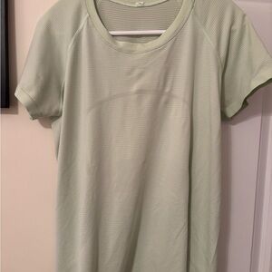 Lululemon Athletica Green Relaxed Short Sleeve T-Shirt